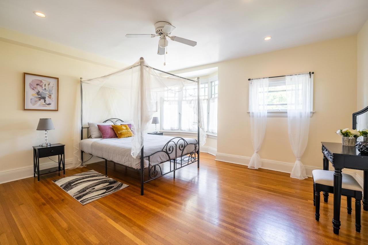 Cozy 5 Bedroom House In Downtown Toronto By Globalstay Esterno foto