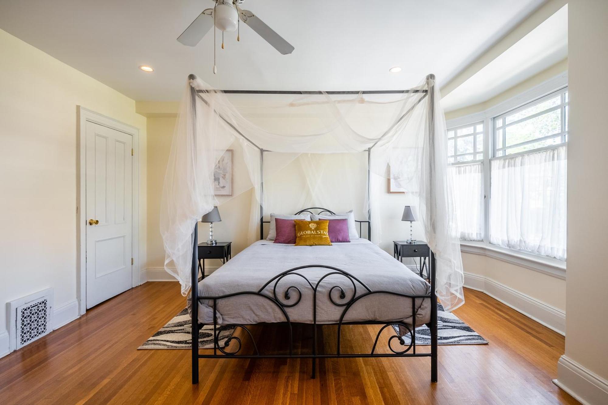 Cozy 5 Bedroom House In Downtown Toronto By Globalstay Esterno foto